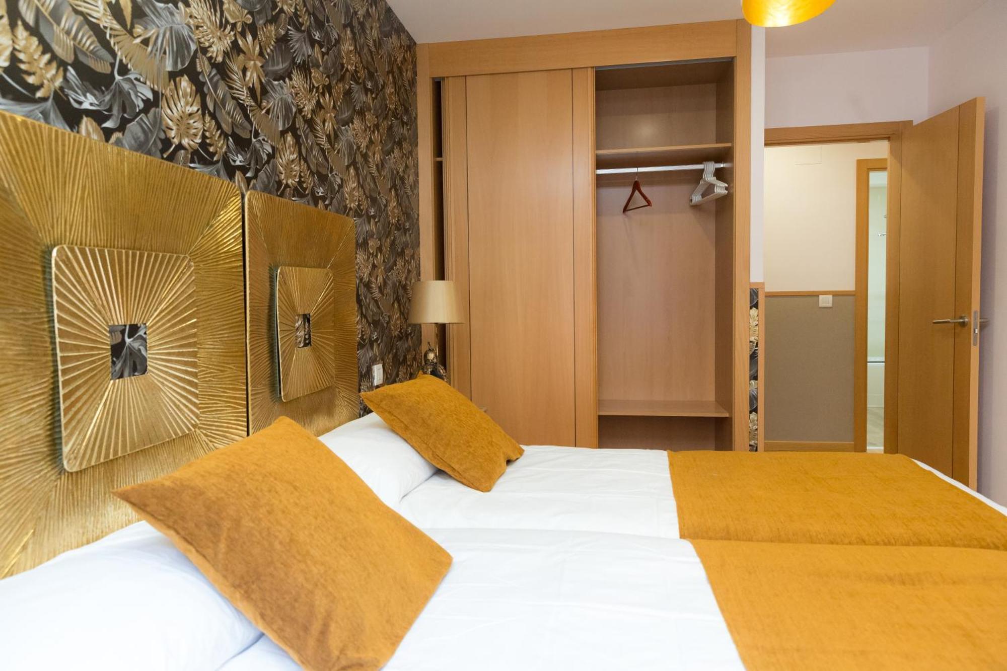 Apartamentos San Pedro Regalado Valladolid Eksteriør bilde