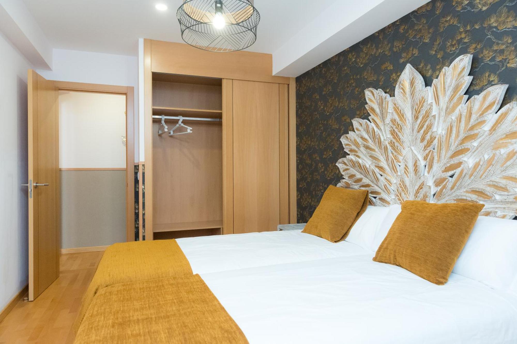 Apartamentos San Pedro Regalado Valladolid Eksteriør bilde