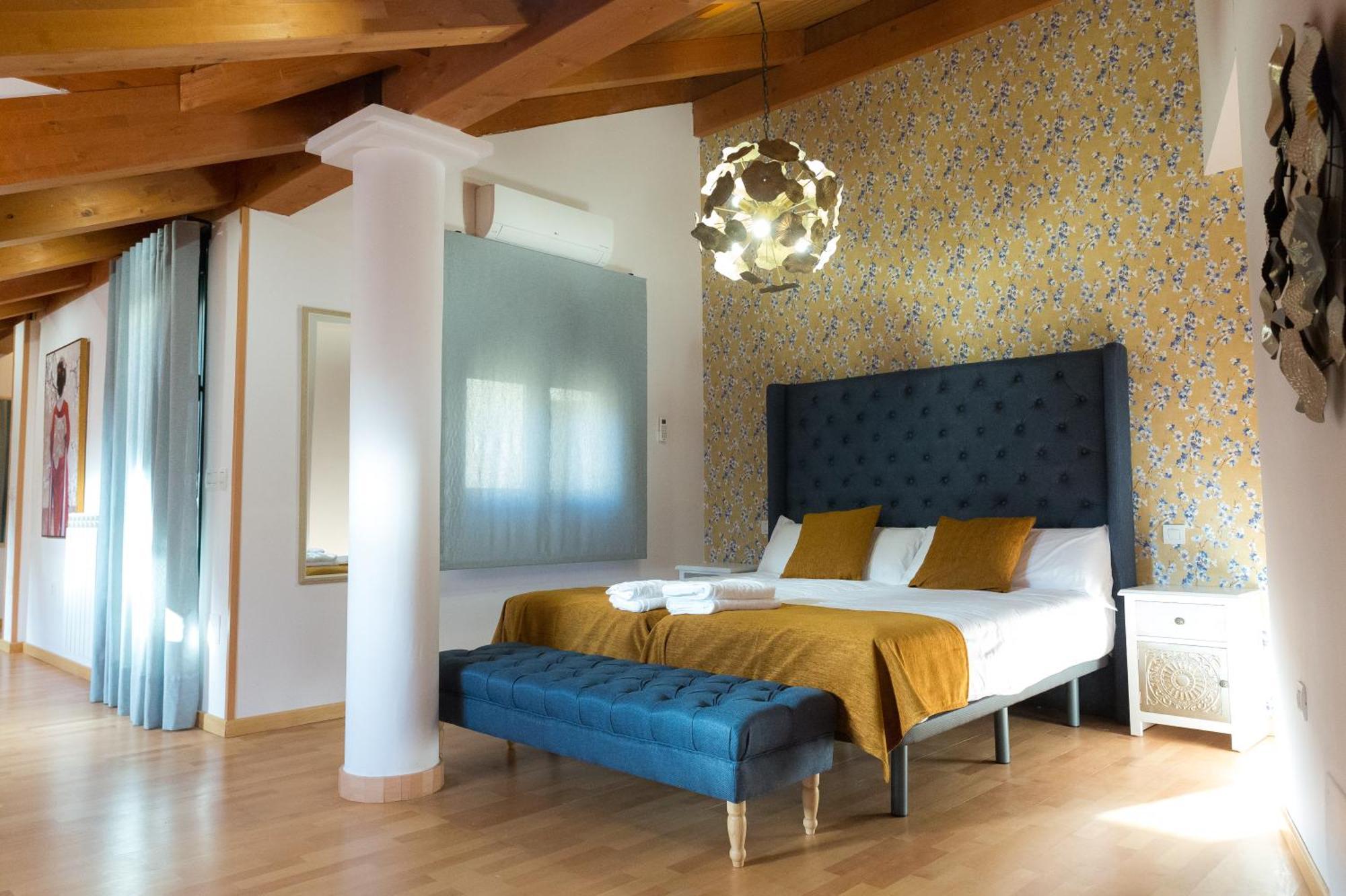 Apartamentos San Pedro Regalado Valladolid Eksteriør bilde